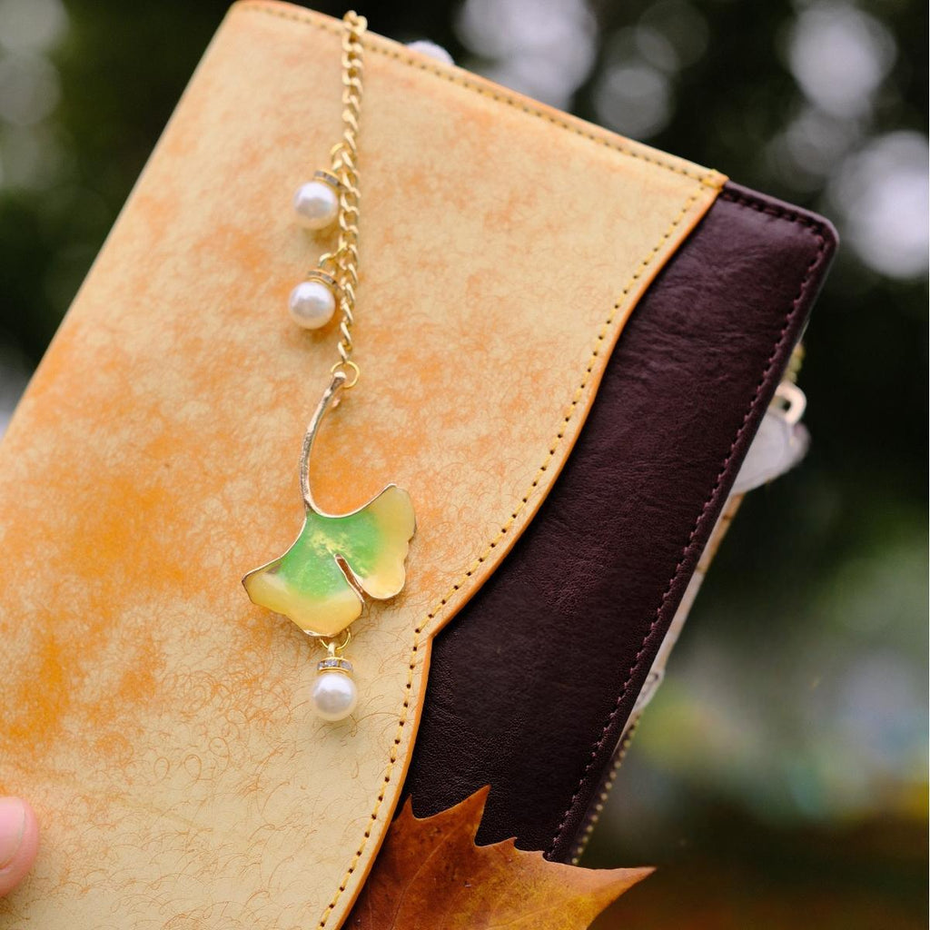 Green Ginkgo Charm