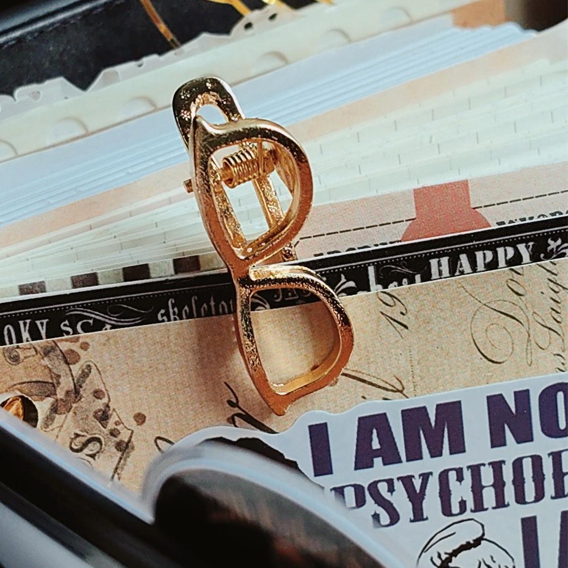 Mind Reader Paper Clip