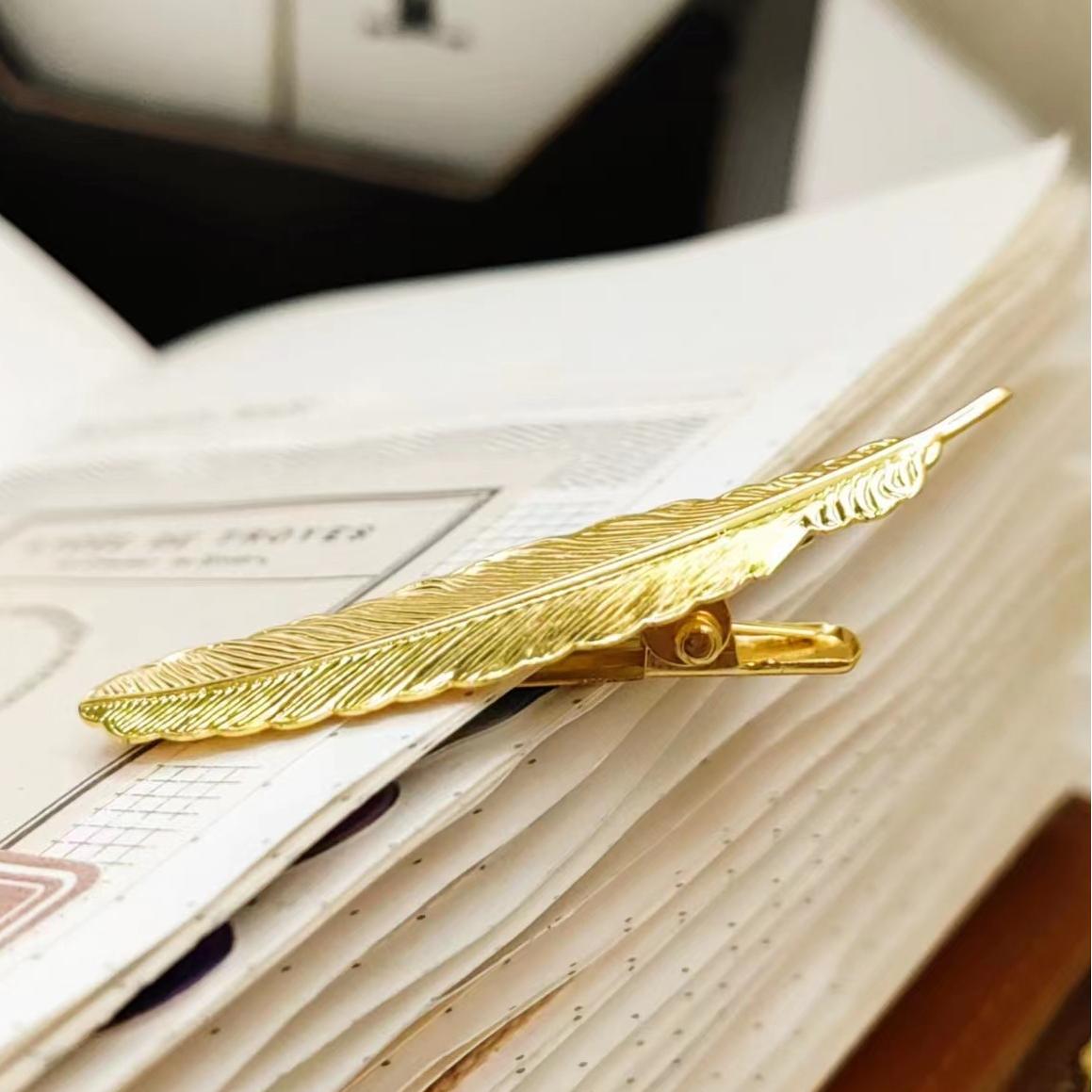 Quill Paper Clip