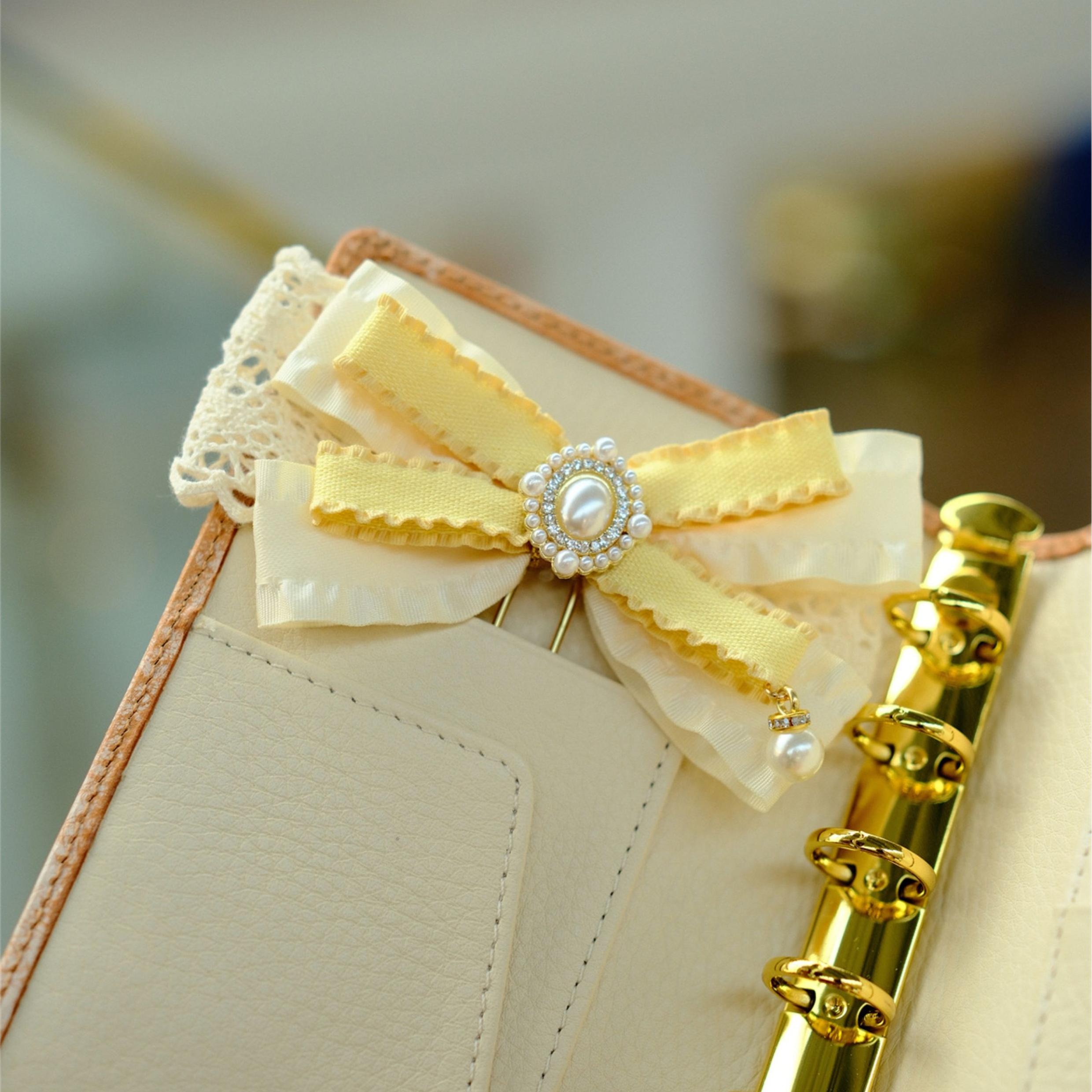 Belle Bow Paper Clip